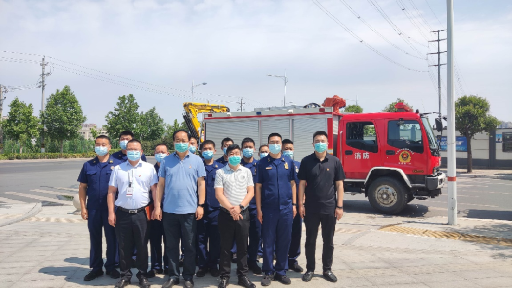 【黨建園地】鄭投產(chǎn)業(yè)園黨支部與鄭州市消防救援支隊(duì)搜救犬站黨支部共聯(lián)共建，開(kāi)展平安建設(shè)主題實(shí)踐活動(dòng)