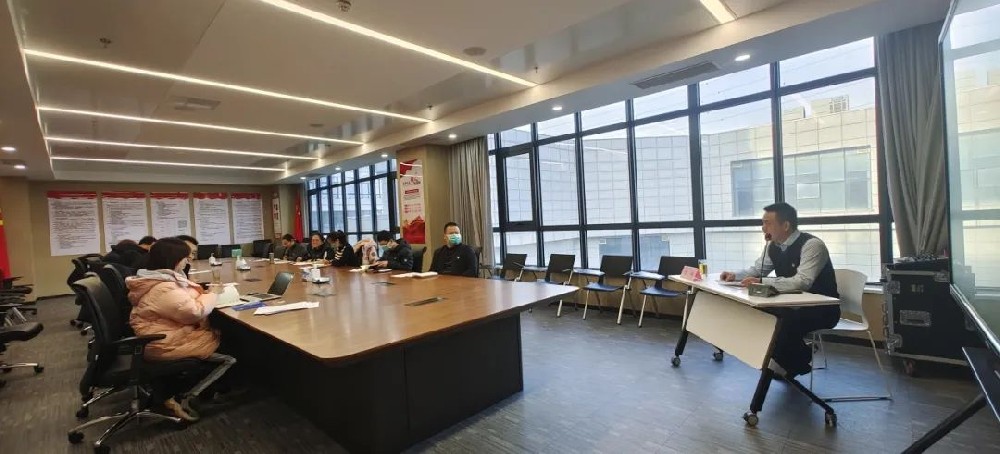 【黨建園地】鄭州控股公司黨委委員、副總經(jīng)理、工會(huì)主席李偉講授主題教育專題黨課