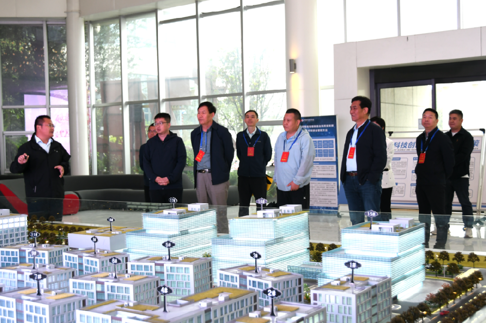 聚焦園區(qū)發(fā)展！二七區(qū)人大常委會(huì)調(diào)研鄭投科技創(chuàng)新園