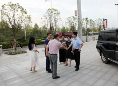 【鄭投產(chǎn)業(yè)園要聞】二七區(qū)委常委、宣傳部部長(zhǎng)崔世英一行蒞臨園區(qū)考察調(diào)研